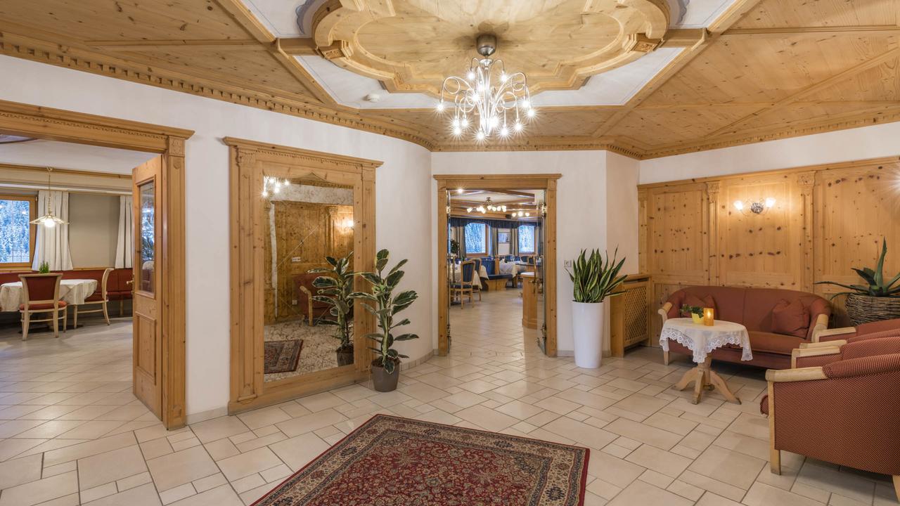 B&B Hotel Alpenrose Rooms & Apartments Valles Exterior foto