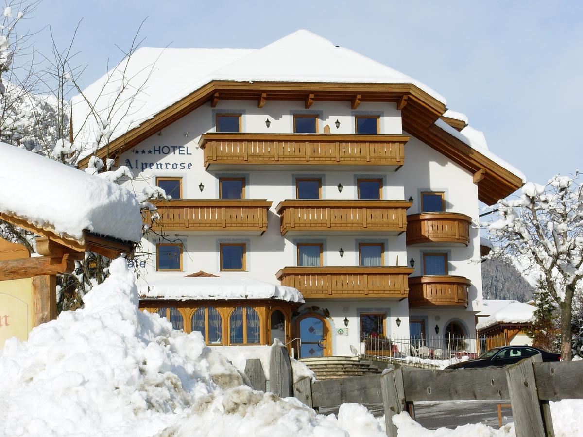 B&B Hotel Alpenrose Rooms & Apartments Valles Exterior foto